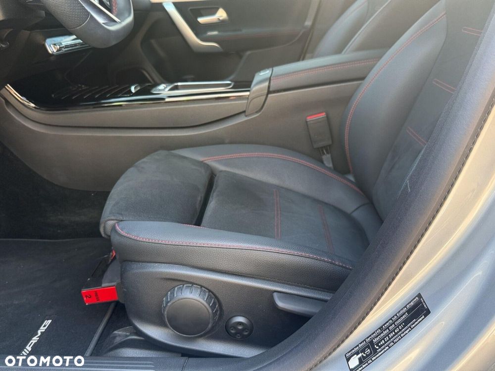 Mercedes-Benz CLA - 13