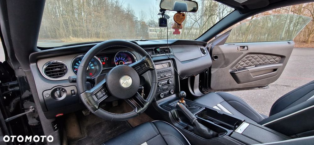 Ford Mustang 3.7 V6 - 3