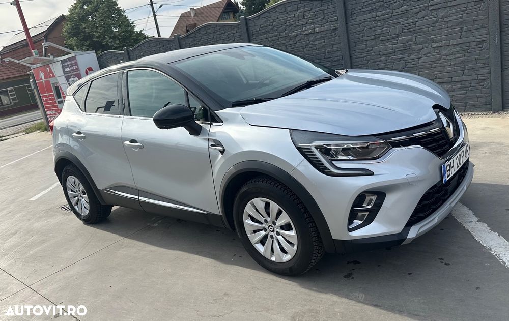 Renault Captur MHEV 140 Techno - 4