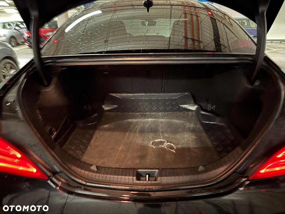 Mercedes-Benz CLA - 20