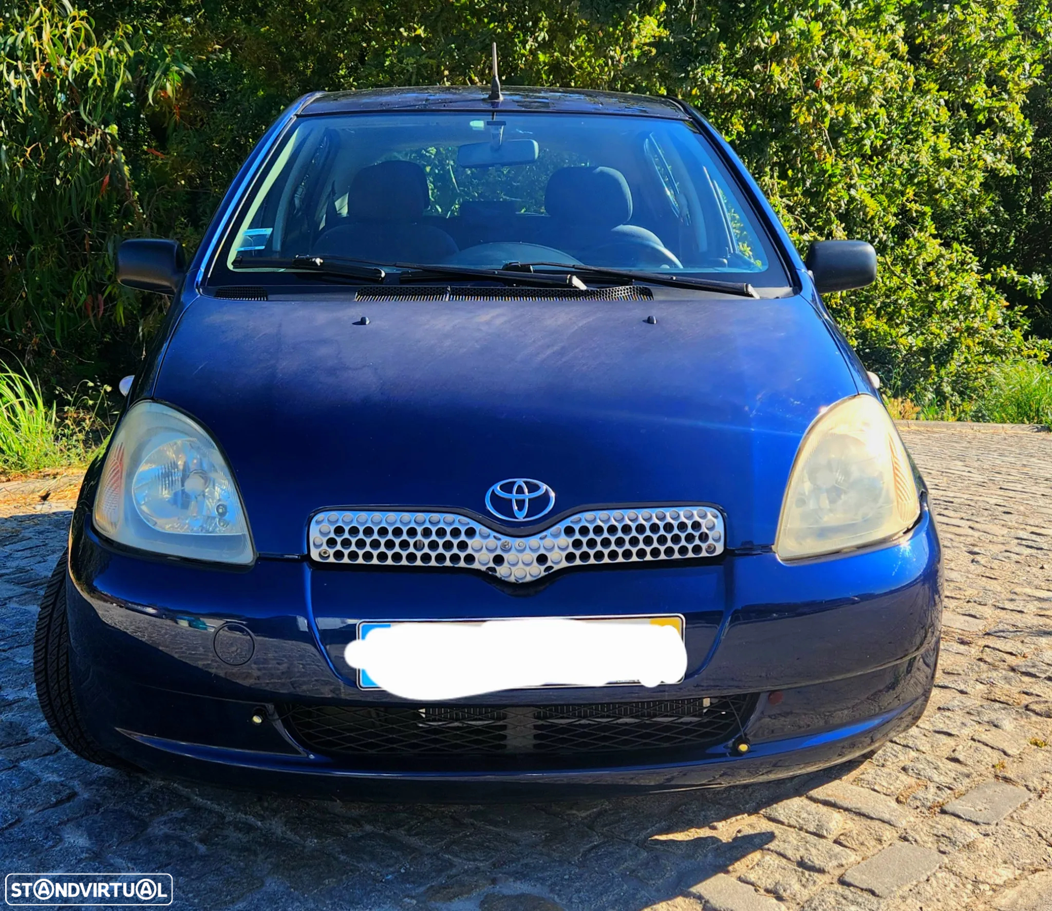 Toyota Yaris 1.0 Luna ABS - 2