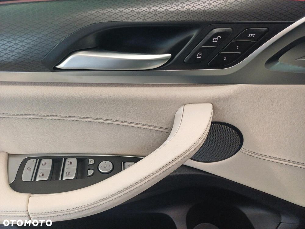 BMW X4 - 9