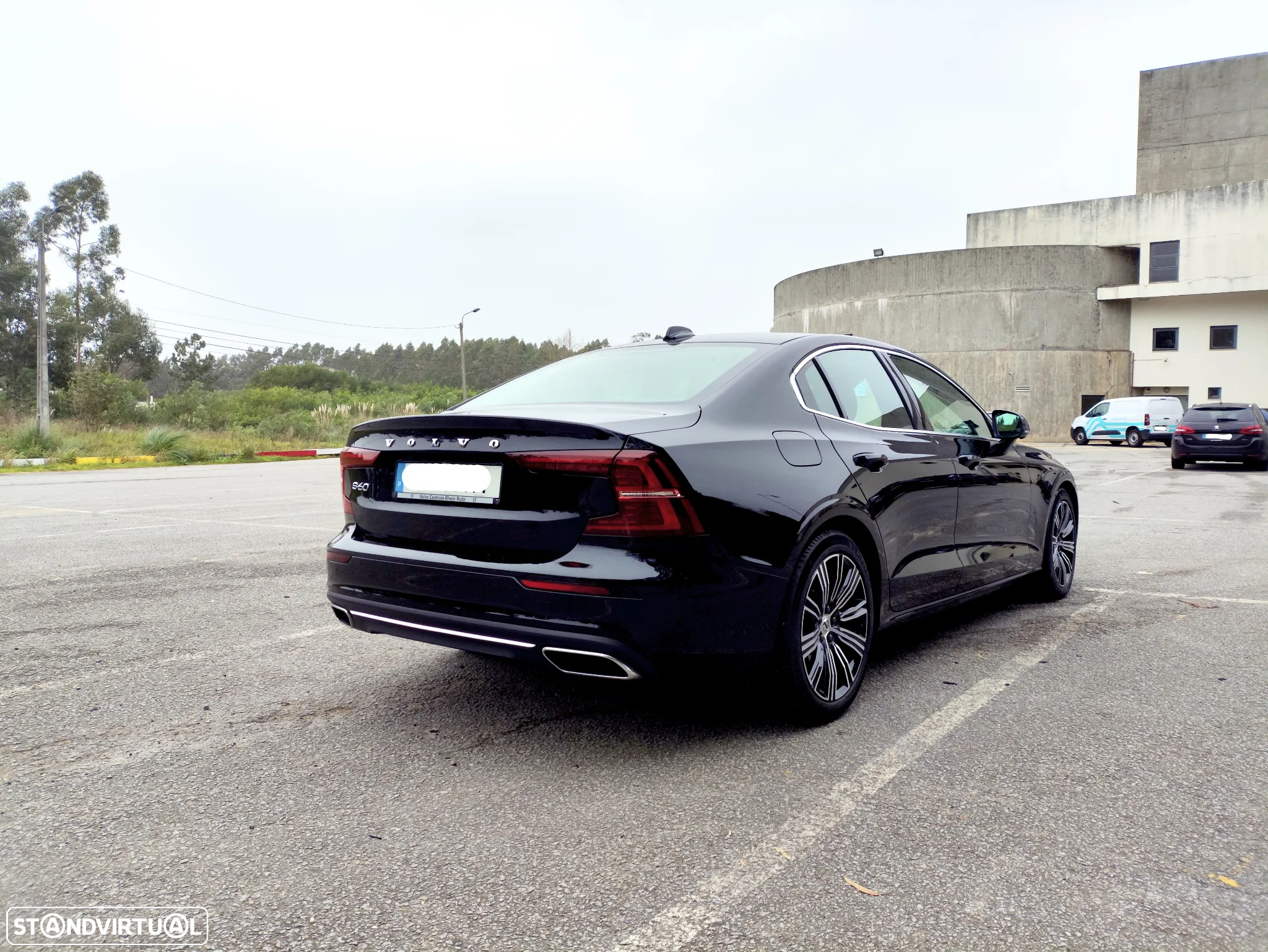 Volvo S60 2.0 T8 PHEV Inscription AWD - 4