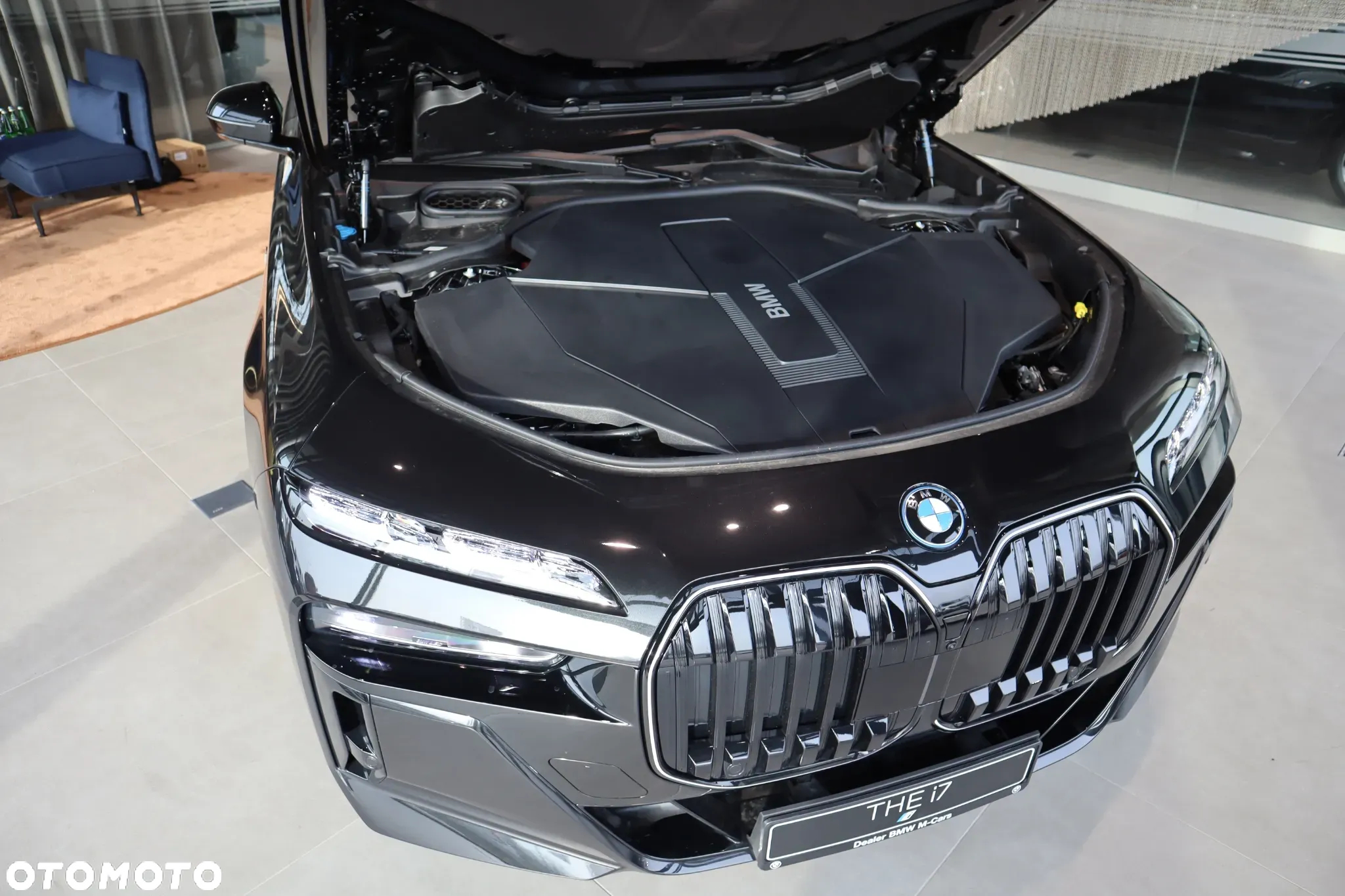 BMW i7 - 9