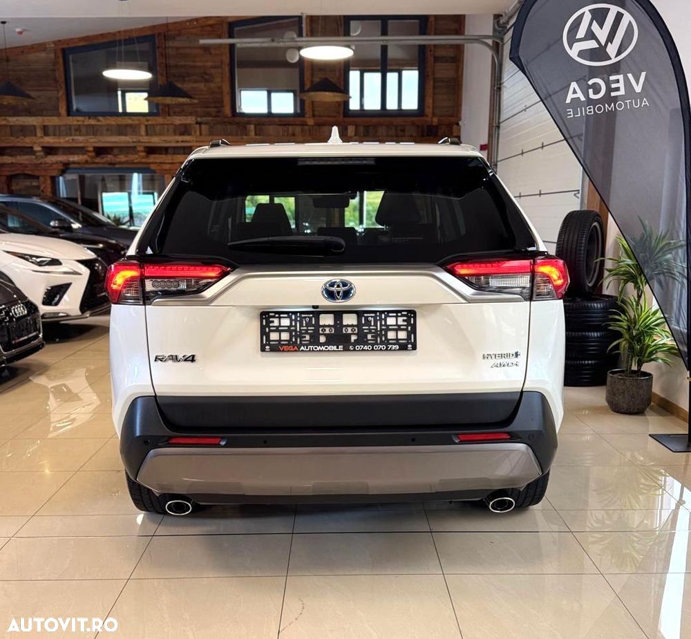 Toyota RAV4 - 5