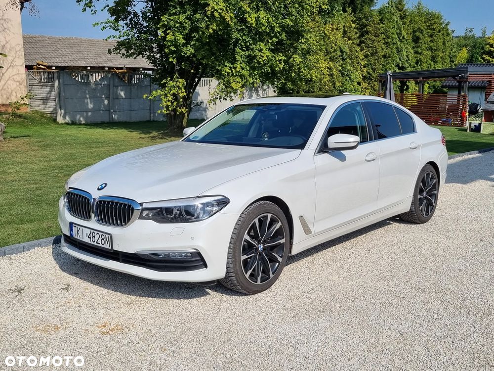 BMW Seria 5 520d xDrive Luxury Line - 2