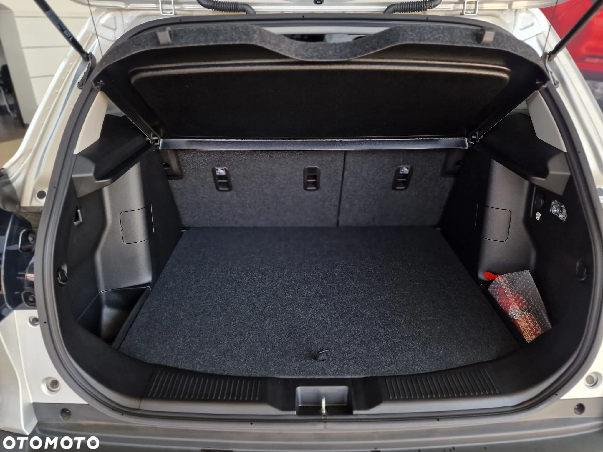 Suzuki SX4 S-Cross 1.5 DualJet Hybrid Premium AGS - 11