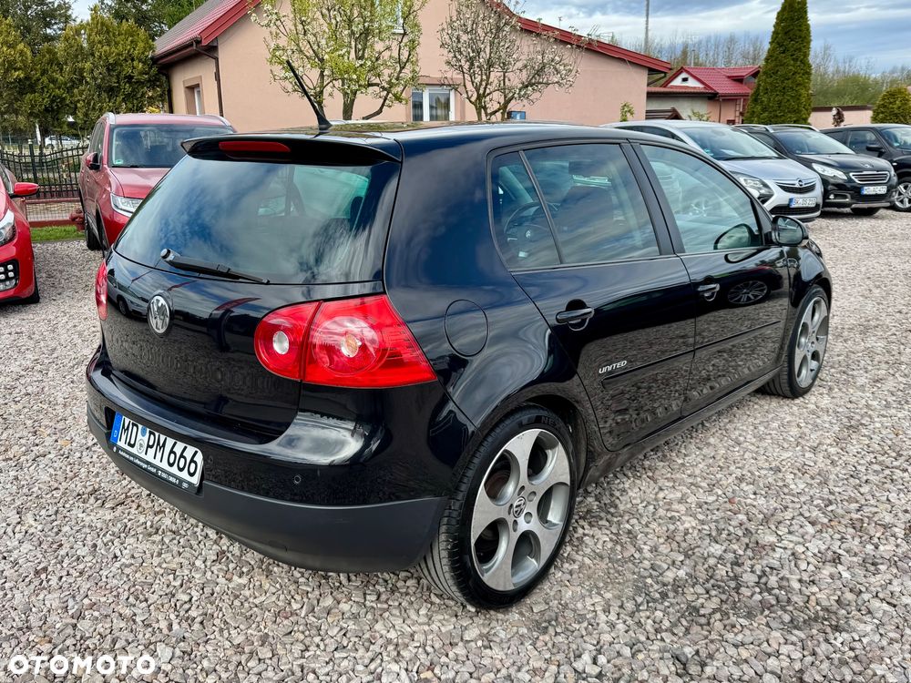 Volkswagen Golf 1.6 United - 14