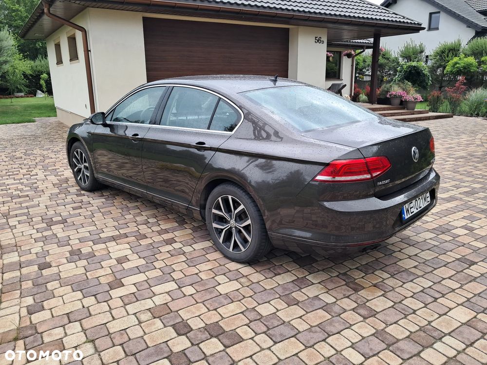 Volkswagen Passat 1.8 TSI BMT Comfortline - 13