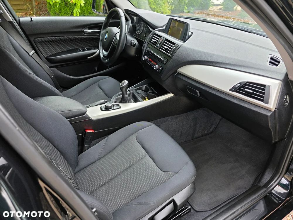 BMW Seria 1 118d DPF - 24