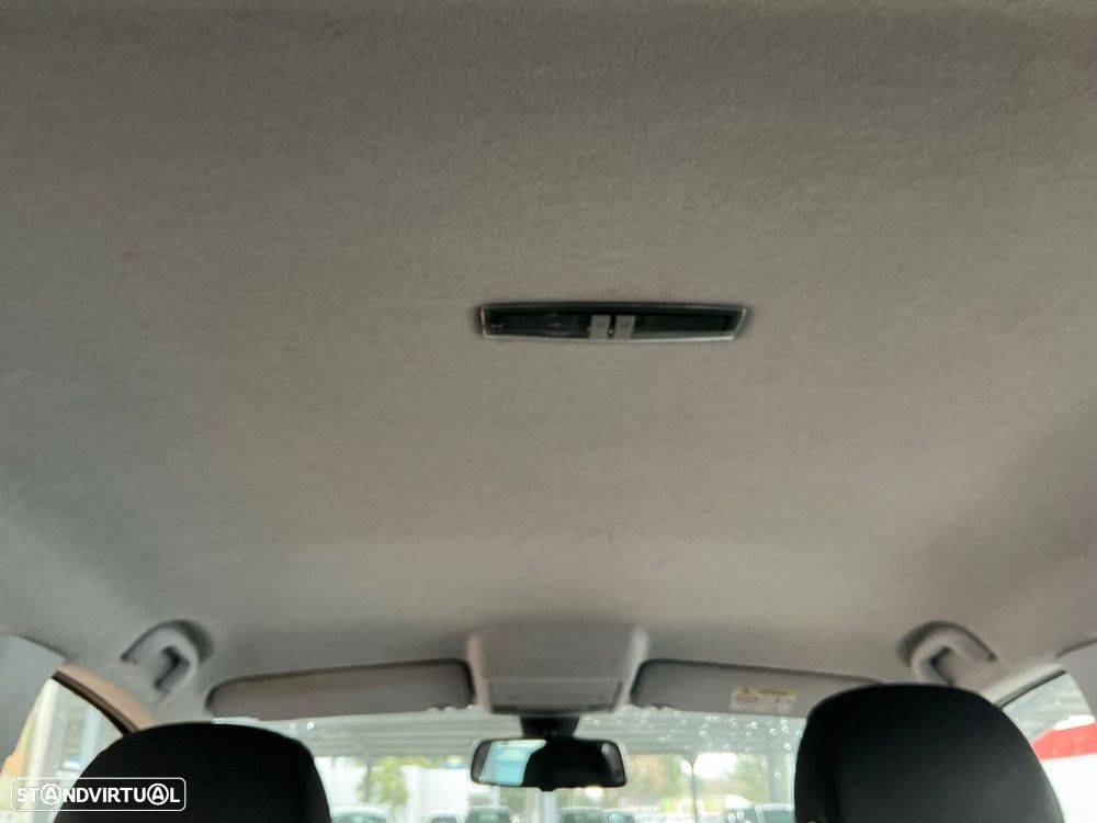 Opel Corsa 1.4 Dynamic FlexFuel - 21