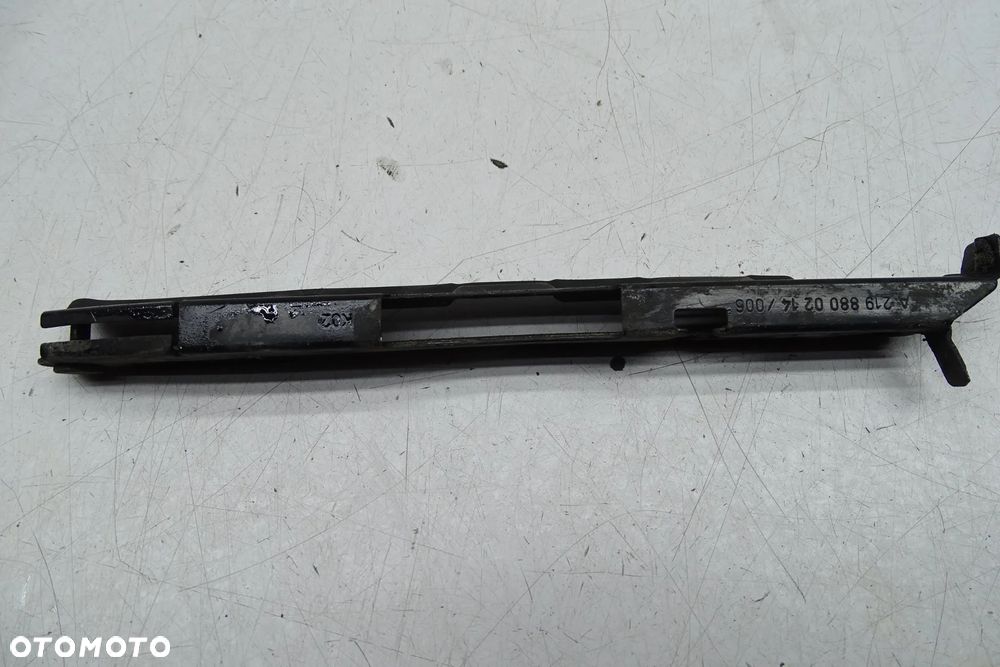 Mercedes CLS W219 Ślizg zderzaka prawy przód A2198800214 - 1