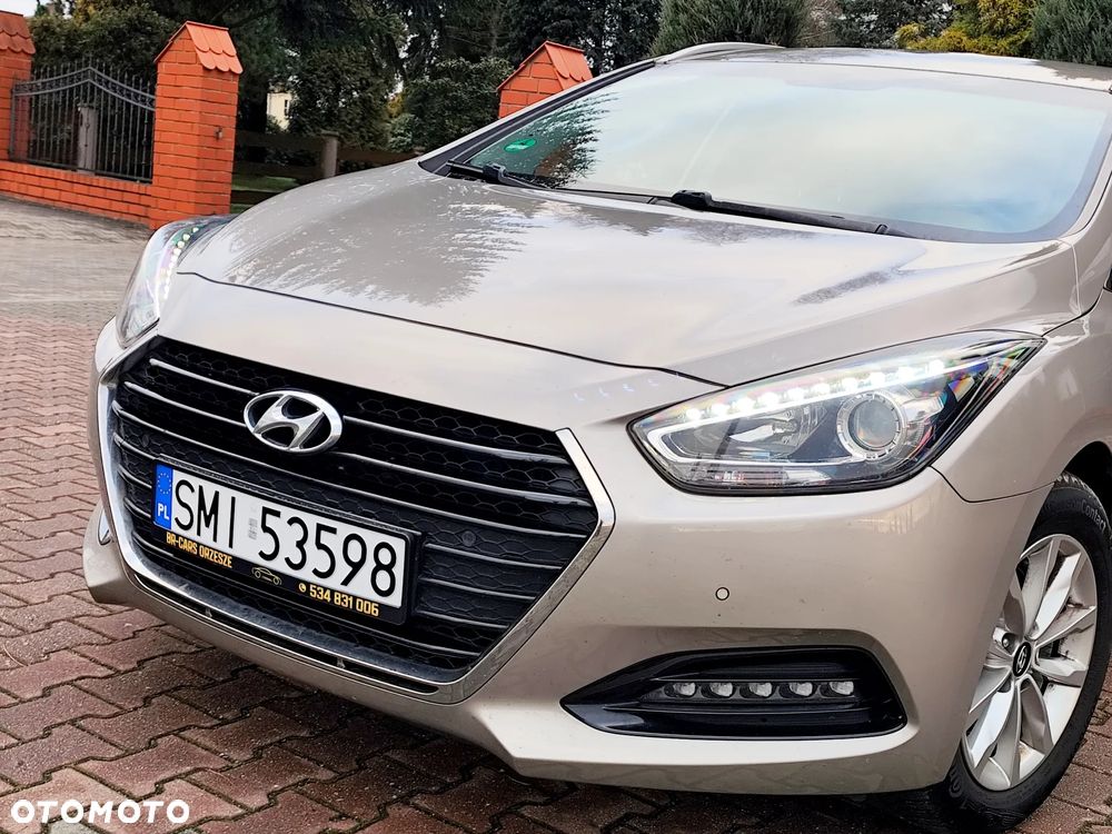 Hyundai i40 Kombi blue 1.7 CRDi DCT Style - 18