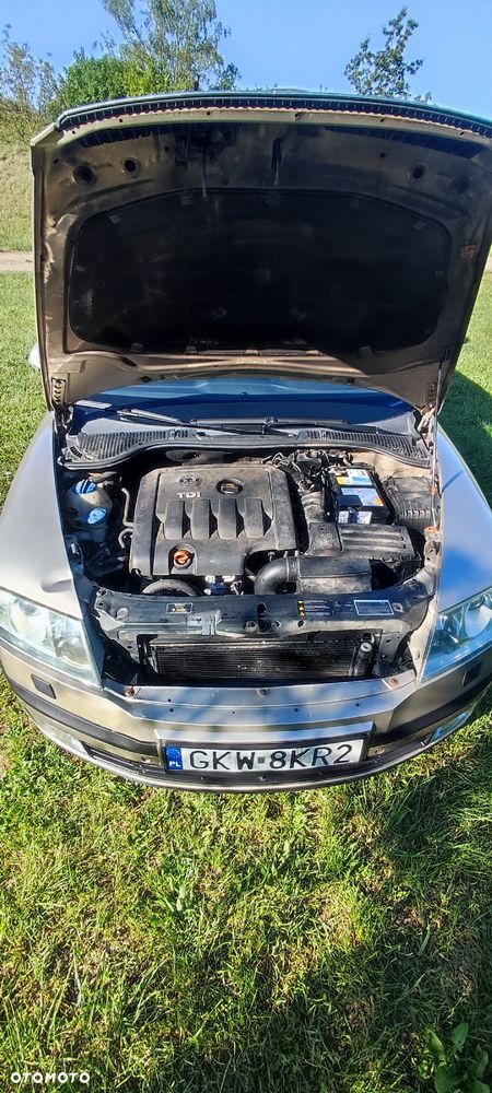 Skoda Octavia - 3