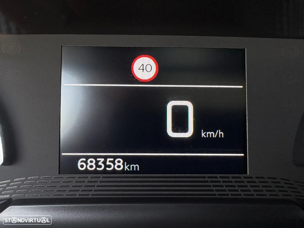 Peugeot 2008 PureTech 100 Active - 13