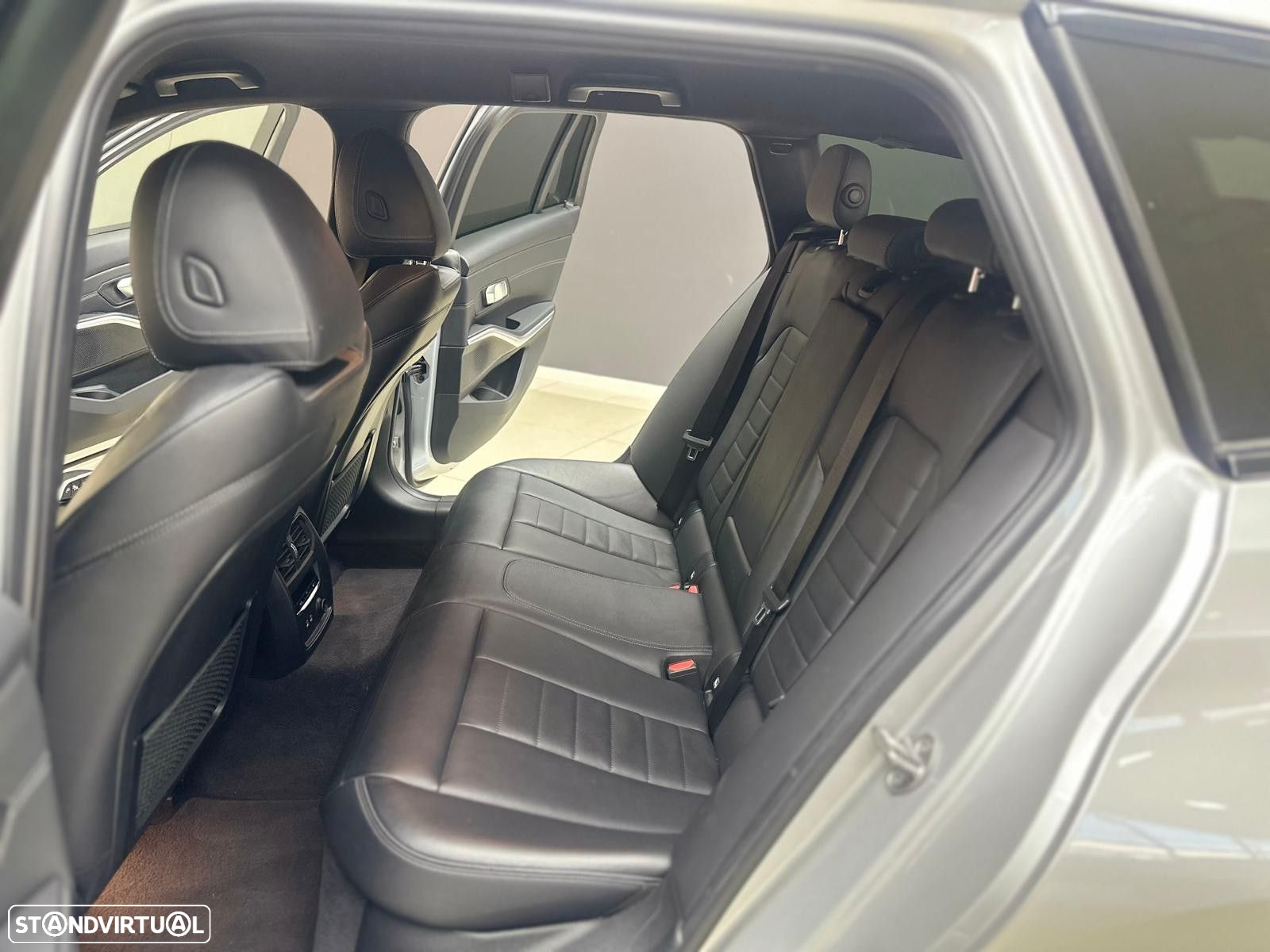 BMW 320 d Pack M Auto - 19