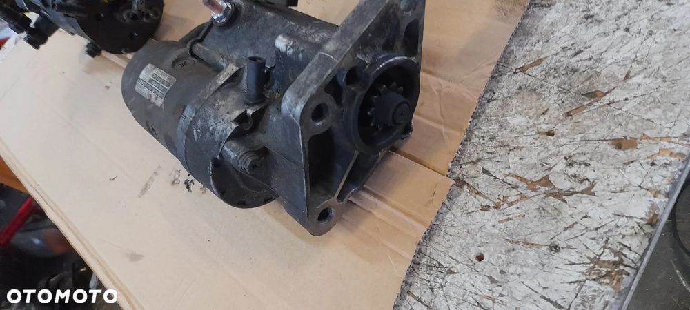 Kia Carnival I  2,9 crdi pompa wtryskowa 9303-104B - 5