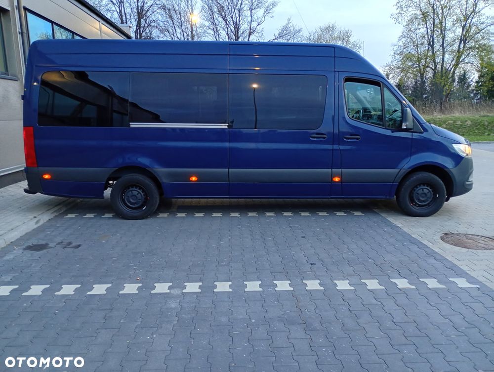 Mercedes-Benz Sprinter 907.223 - 1