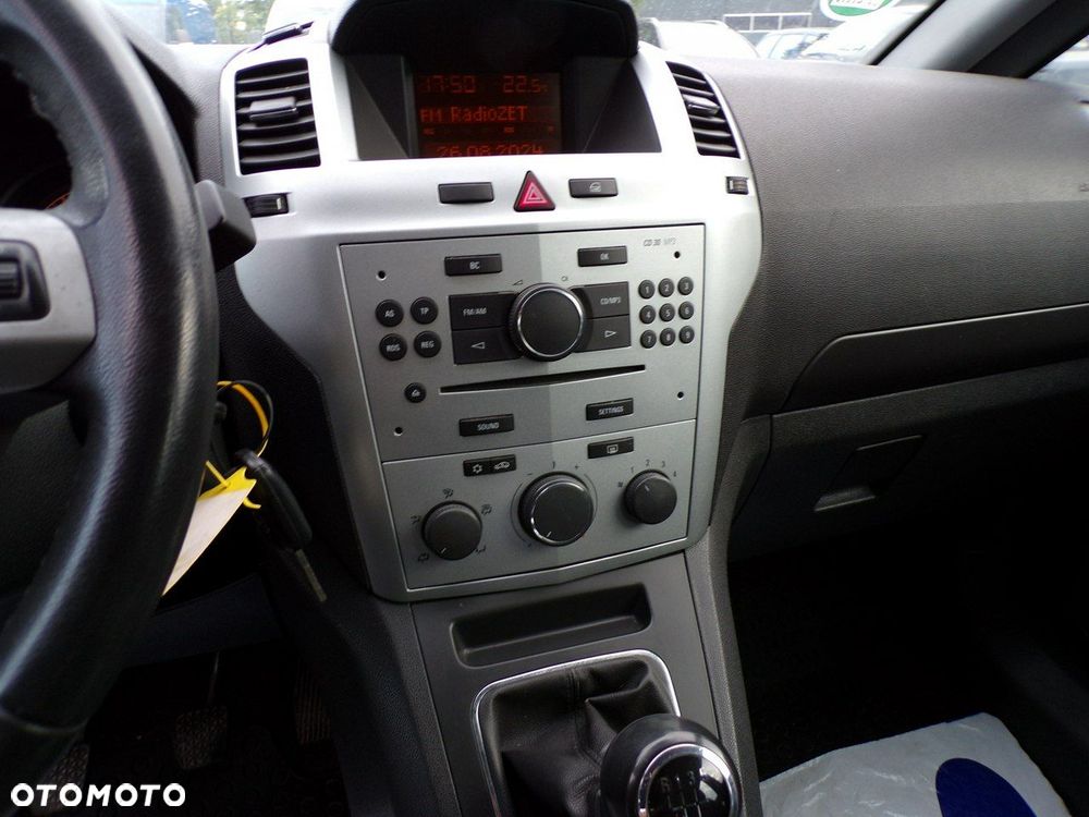 Opel Zafira - 19