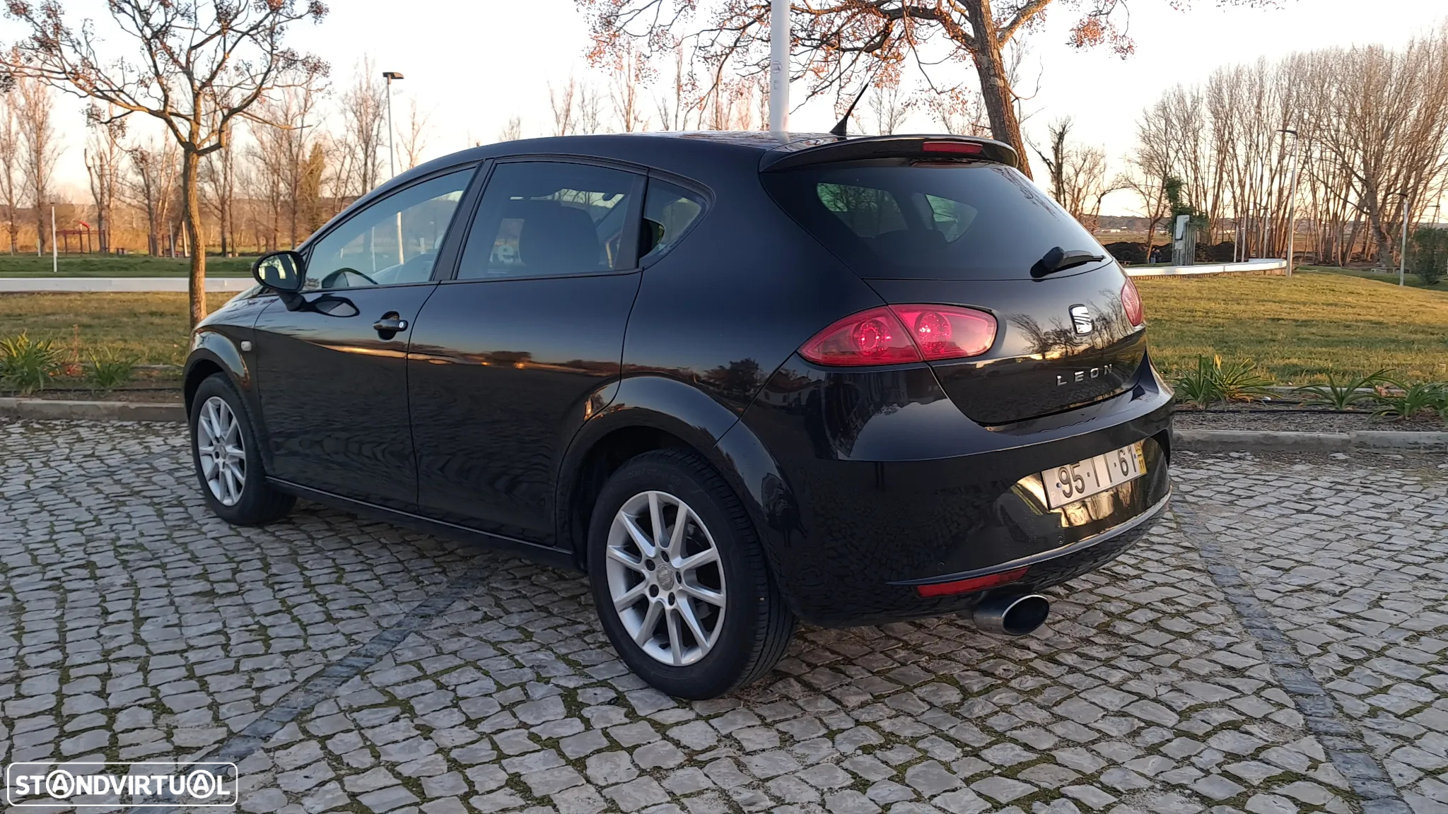 SEAT Leon 1.9 TDI Eco Style - 4