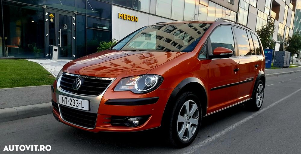 Volkswagen Touran Cross 1.4 TSI - 5