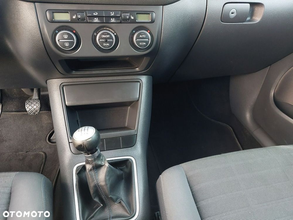Volkswagen Golf Plus - 17