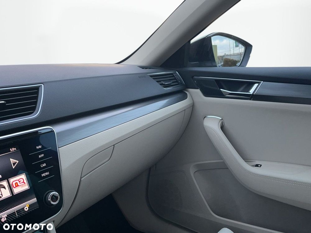 Skoda Superb 2.0 TSI Style DSG - 30