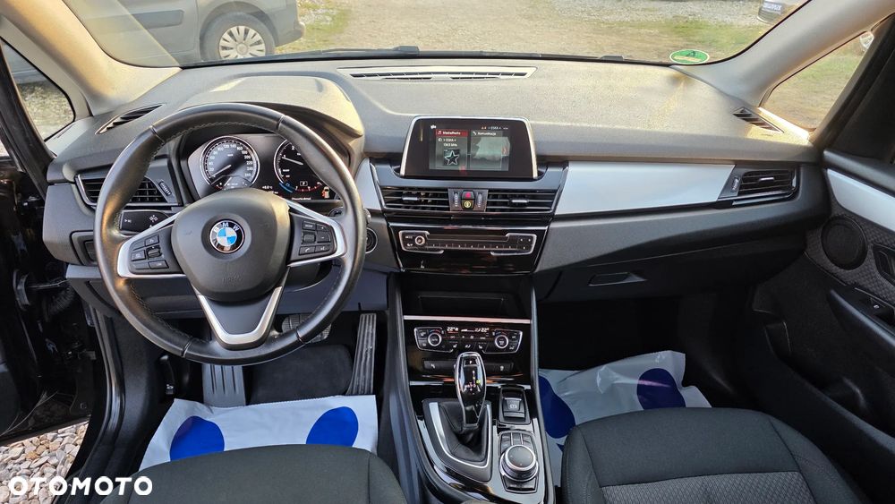 BMW Seria 2 218d Advantage - 14