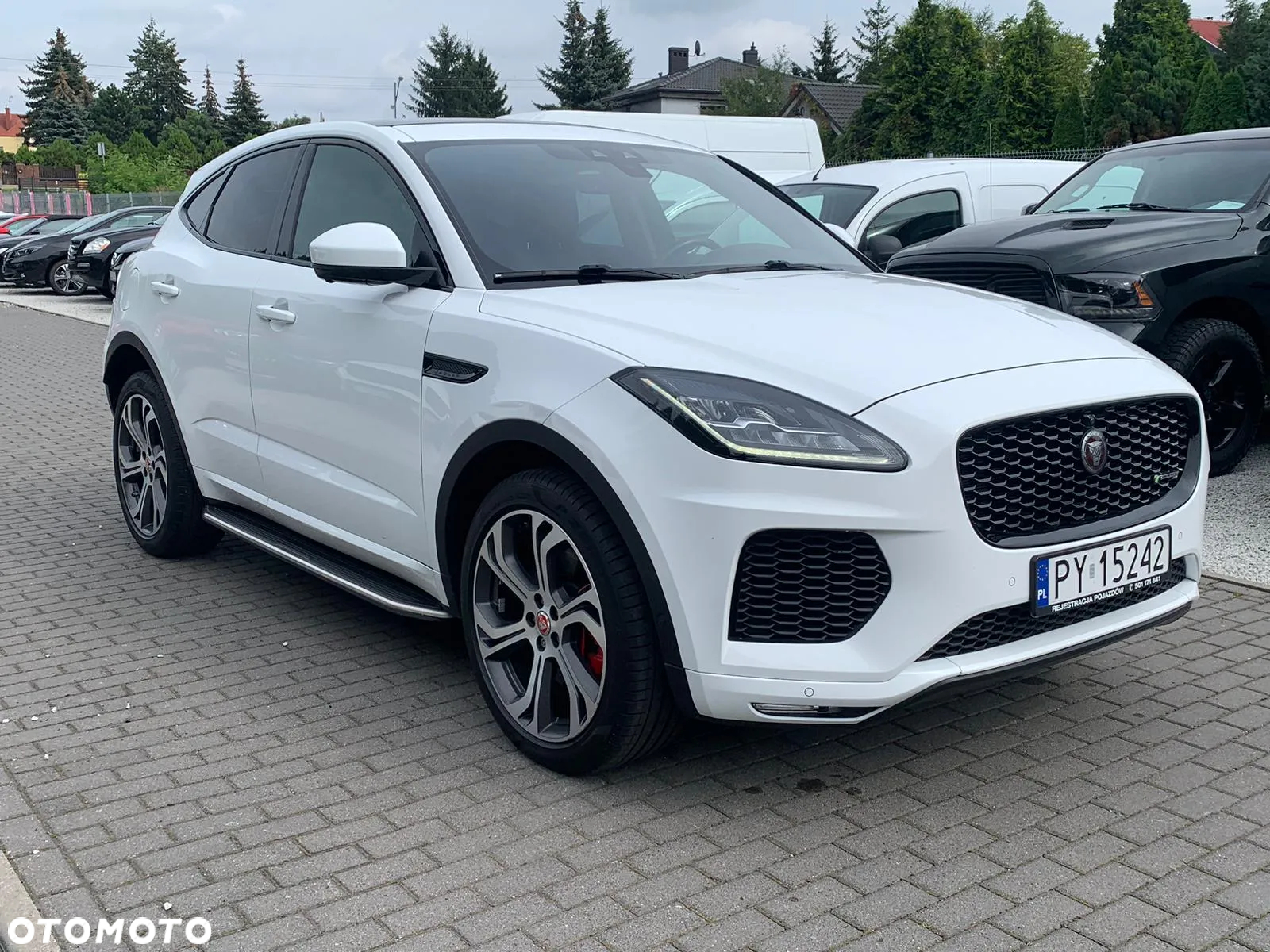Jaguar E-Pace D180 AWD R-Dynamic S - 2