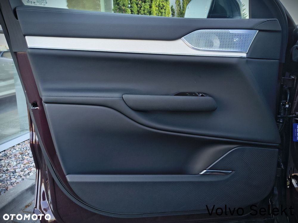 Volvo EX90 - 12