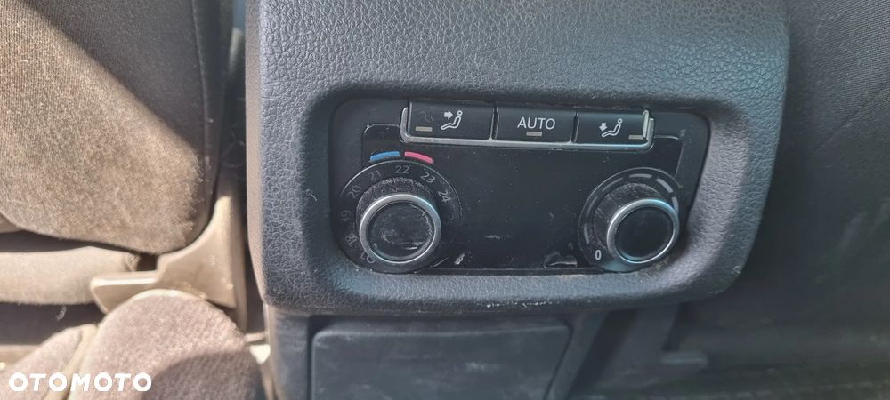 Volkswagen Sharan 2.0 TDI DSG BlueMotion Technology Match - 10