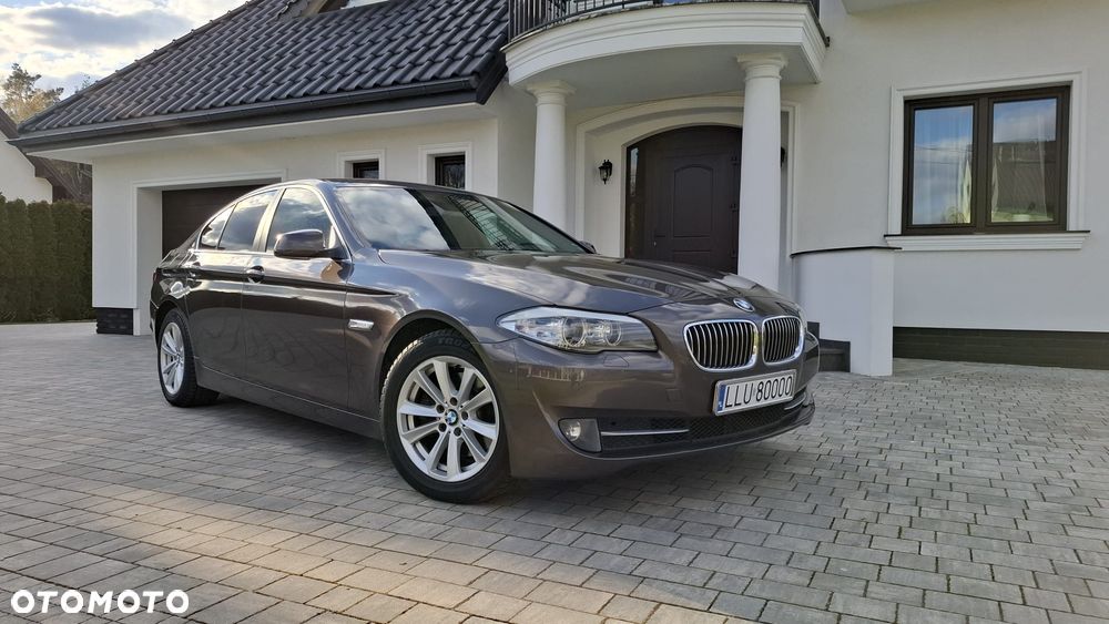 BMW Seria 5 520d - 5