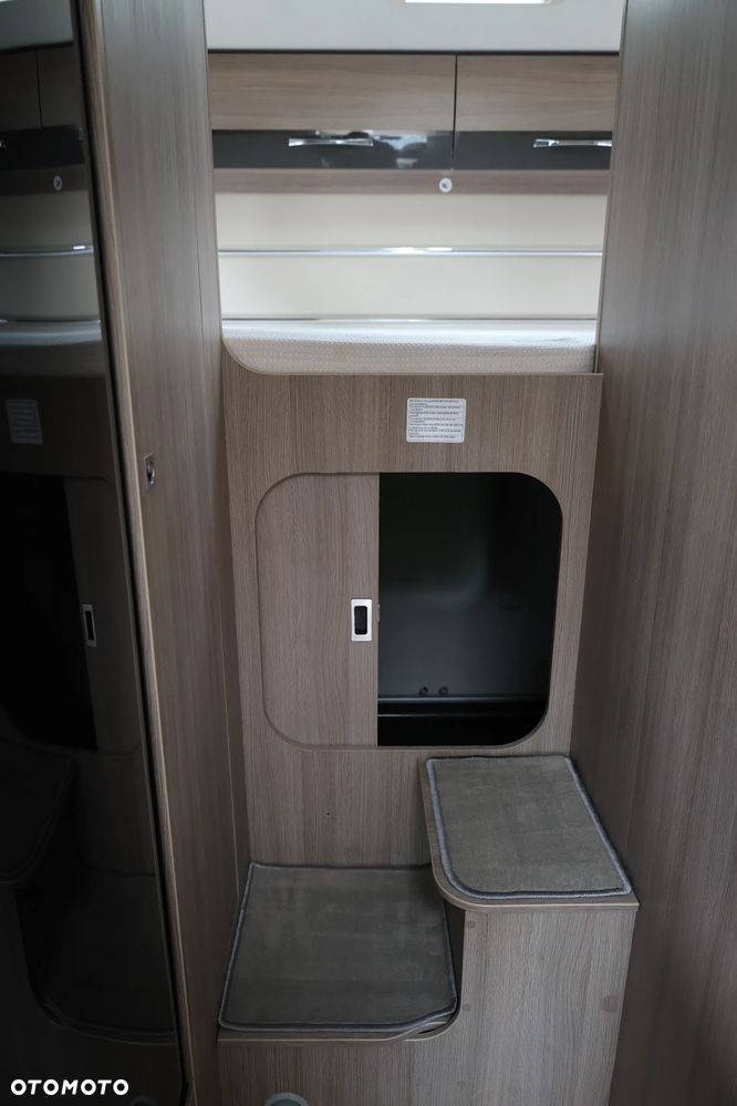 Ford Chausson Flash C714GA - 35