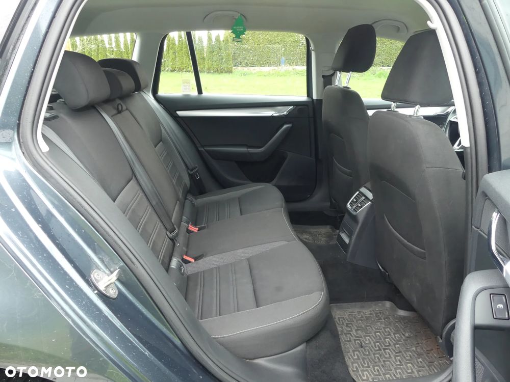 Skoda Octavia 1.6 TDI SCR Style - 20