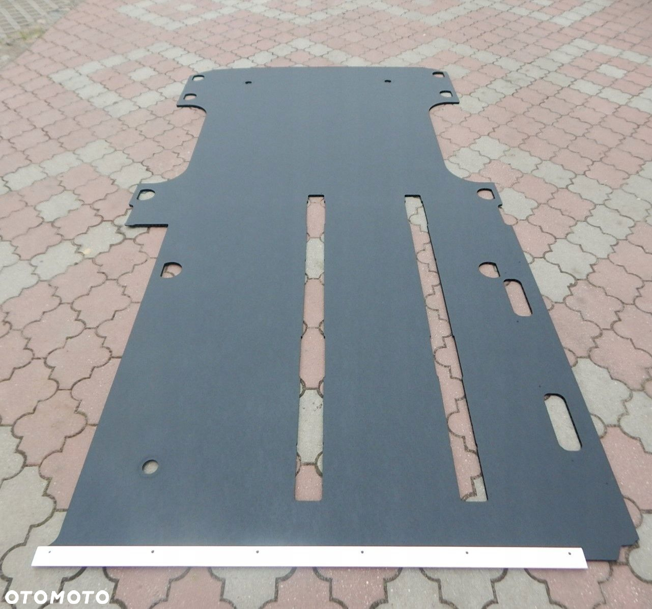 MERCEDES SPRINTER 906 907 910 podłoga płyta wykładzina zabudowa PAKI - 2