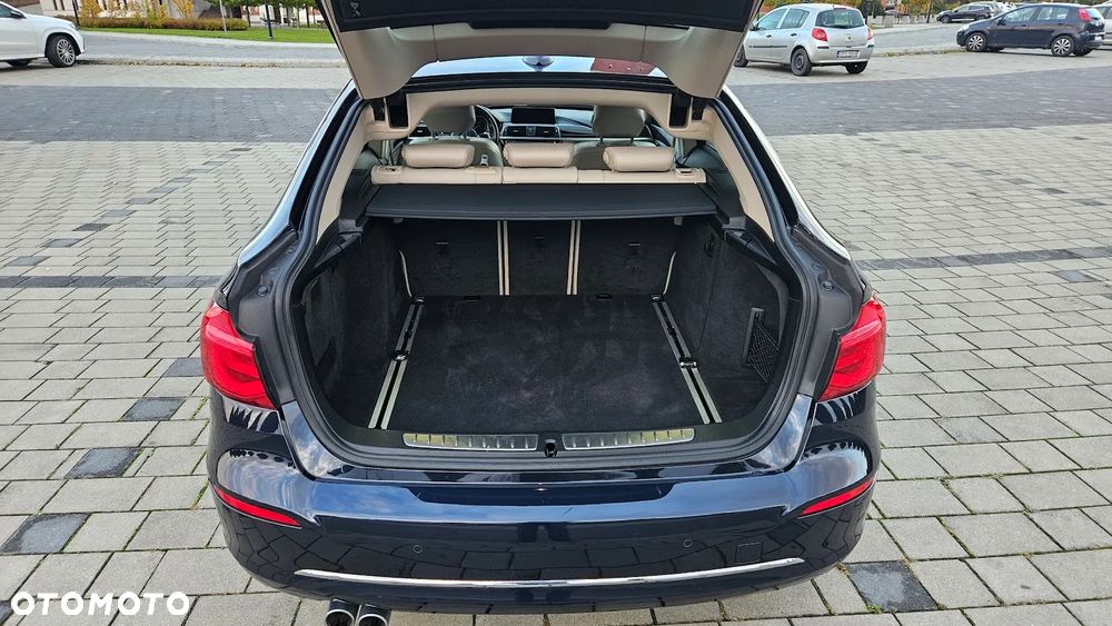 BMW Seria 3 320d Luxury Line - 13