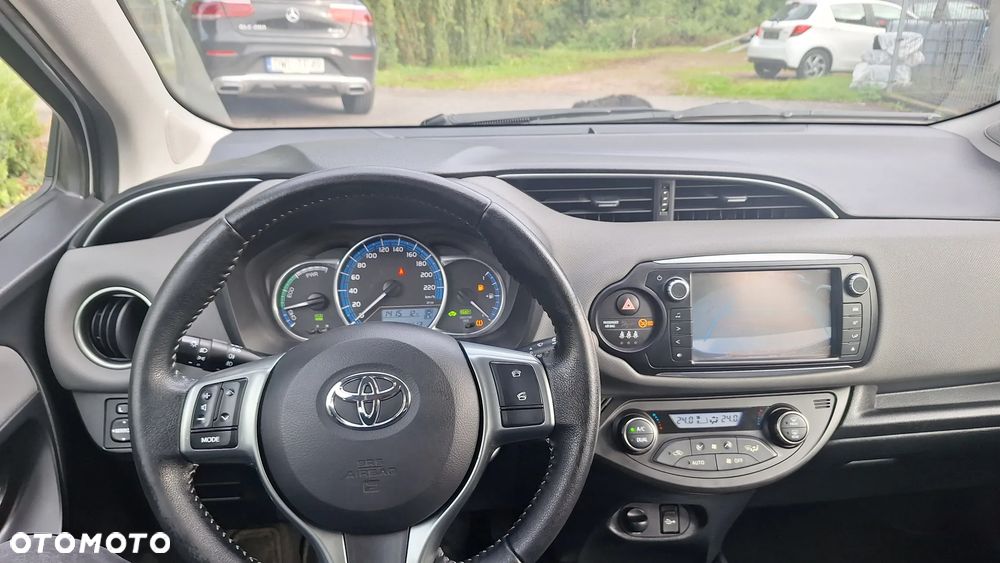 Toyota Yaris Hybrid 1.5 VVT-i Style - 11