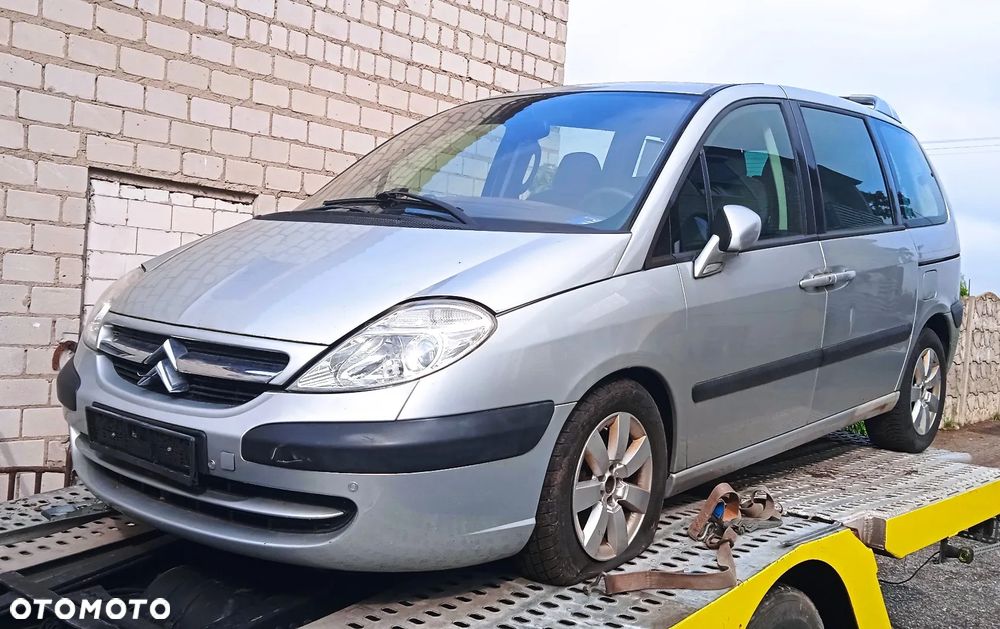 Zderzak przedni Citroen C8 lak. EZR - 2