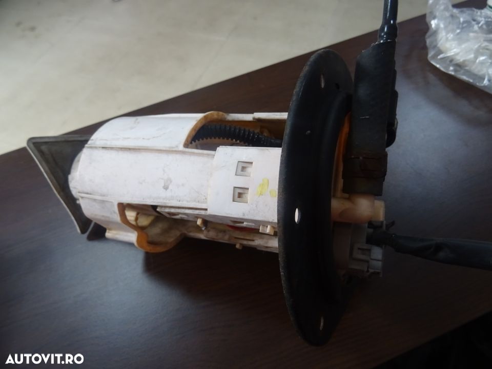 Vand Pompa Combustibil Motorina Electrica Opel Agila 1.3 CDTI cod: 15100-84e50 - 1