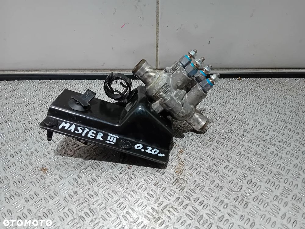 podgrzewacz wody Renault Master III 2020 2.3 Biturbo 110018072R - 1