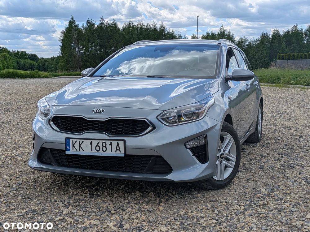 Kia Ceed 1.6 CRDi SCR L Business Line - 1