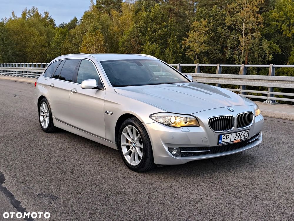 BMW 5 Series 2012 photo 3