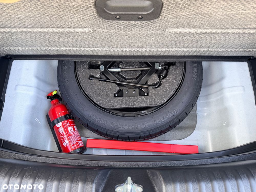 Kia XCeed 1.6 T-GDI Tribute DCT - 14