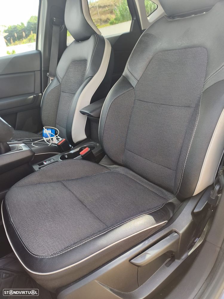 Renault Captur - 26
