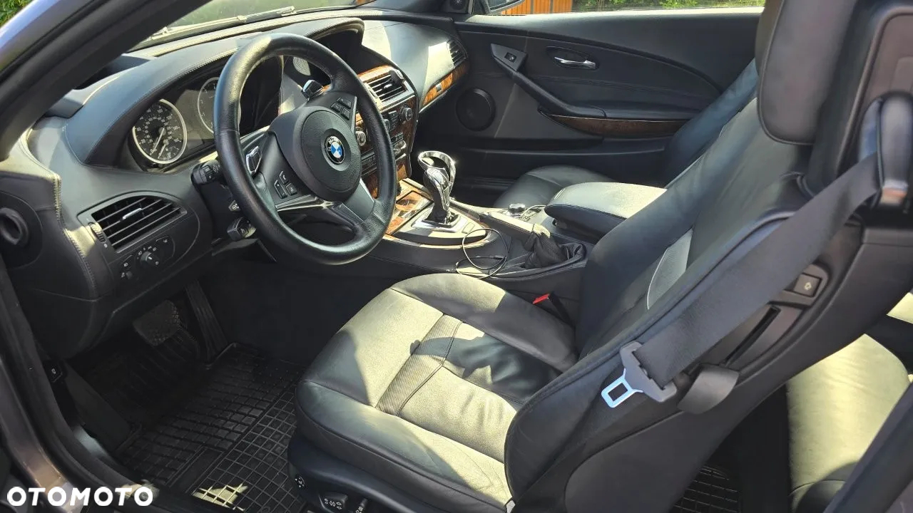 BMW Seria 6 650 i - 8