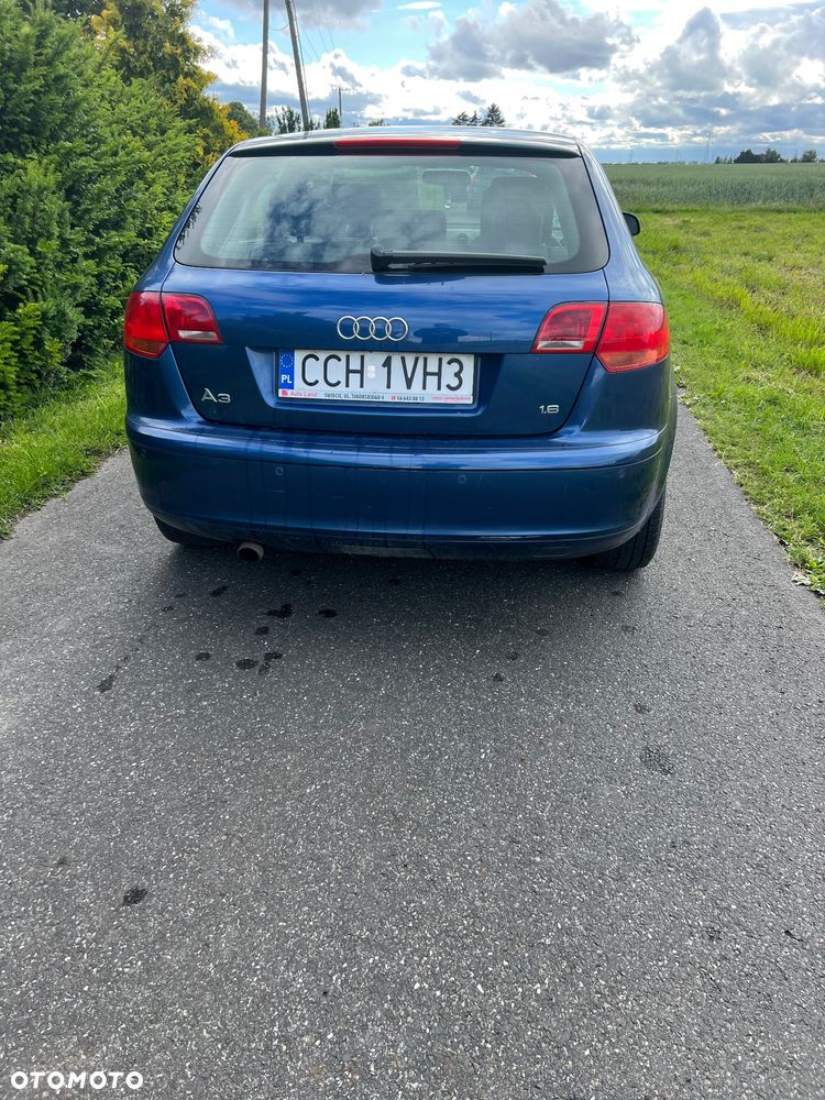 Audi A3 Sportback 1.6 FSI Ambition - 3