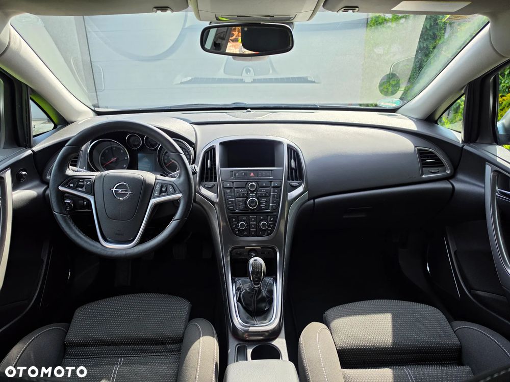 Opel Astra 1.7 CDTI DPF Innovation - 8