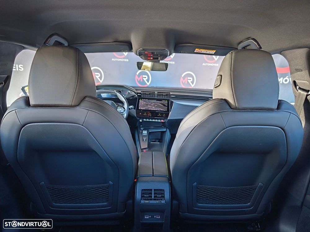 Peugeot 308 1.2 PureTech GT EAT8 - 39