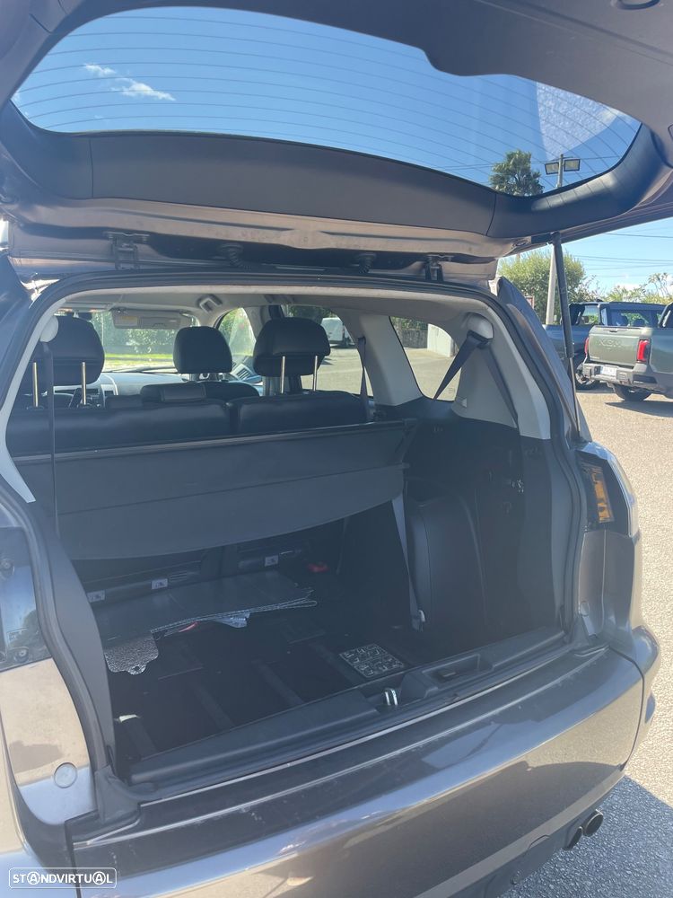 Mitsubishi Outlander - 8