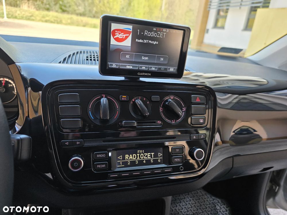 Volkswagen up! 1.0 move CityLine - 29